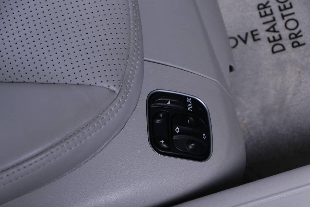 2005 Mercedes-Benz SL-Class SL 55 AMG — photo 43