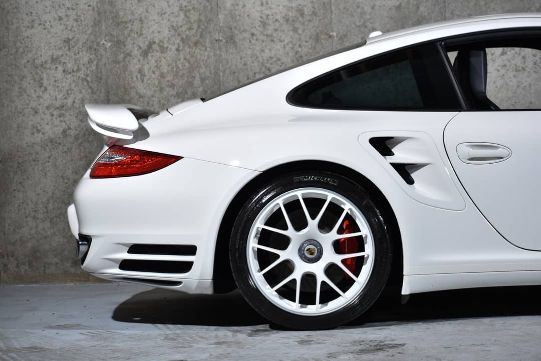 2011 Porsche 911 Turbo — photo 18
