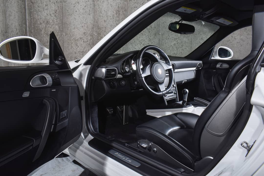 2011 Porsche 911 Turbo — photo 23