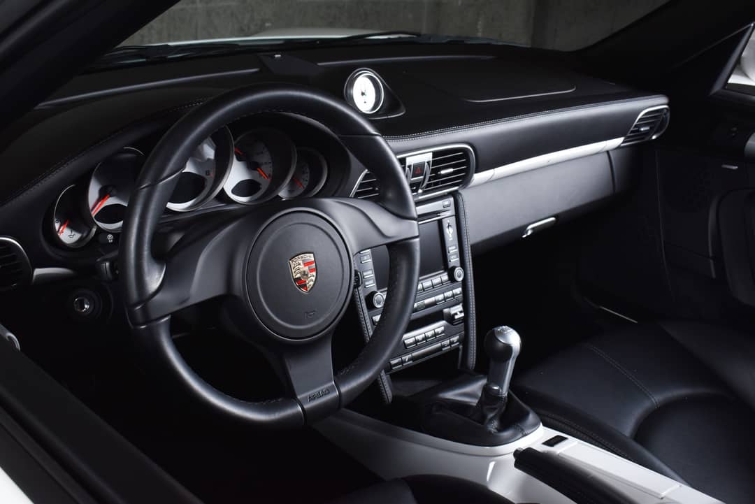 2011 Porsche 911 Turbo — photo 24