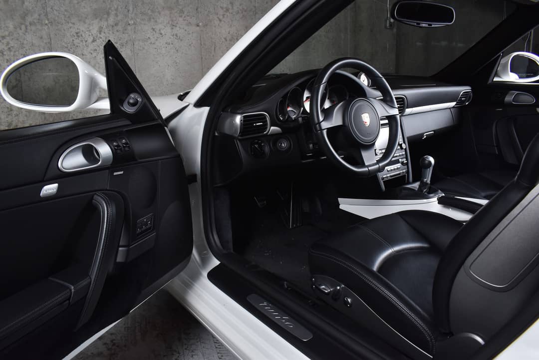 2011 Porsche 911 Turbo — photo 26
