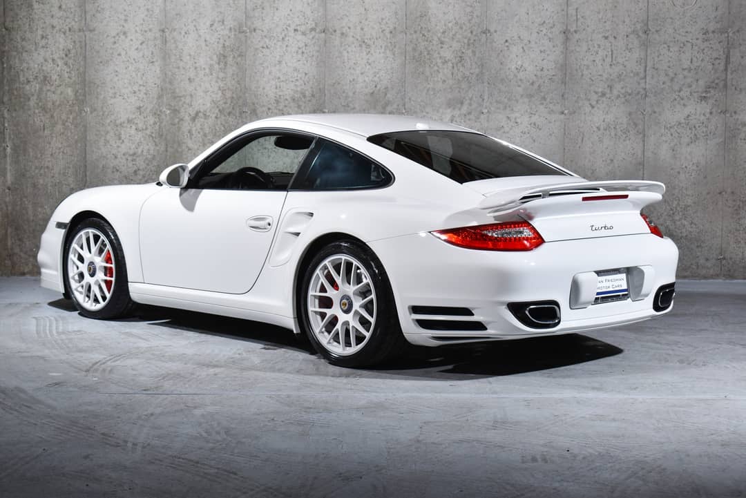 2011 Porsche 911 Turbo — photo 4