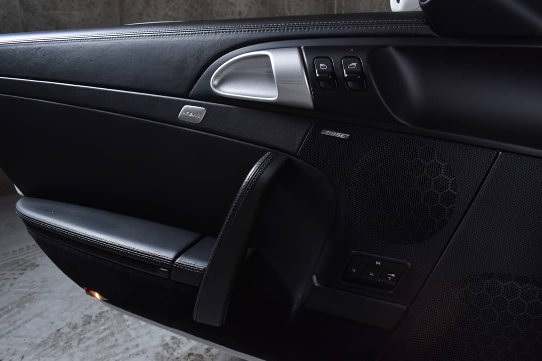 2011 Porsche 911 Turbo — photo 31