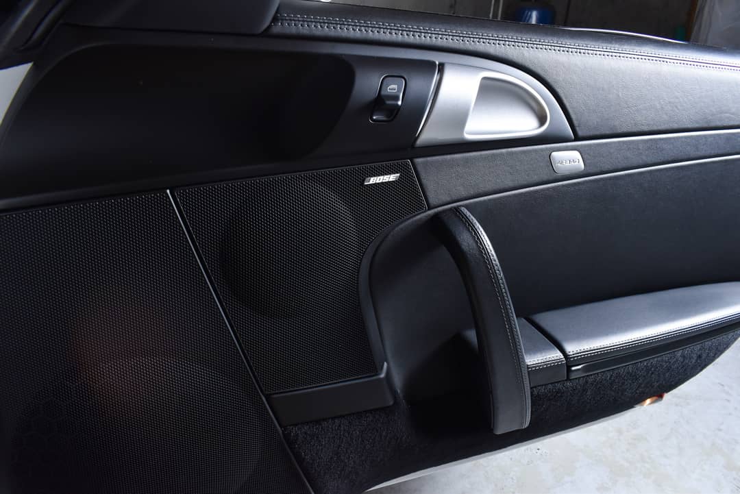 2011 Porsche 911 Turbo — photo 35