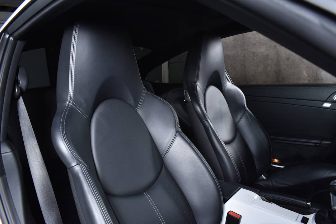 2011 Porsche 911 Turbo — photo 36