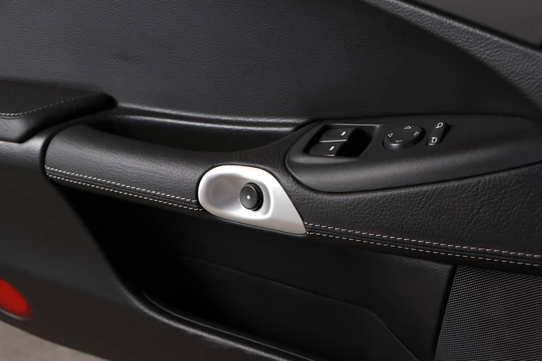 2013 Chevrolet Corvette ZR1 — photo 31