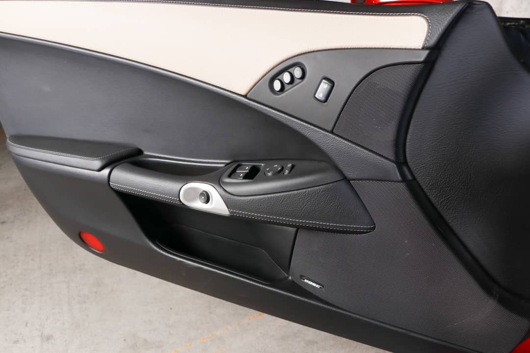 2013 Chevrolet Corvette ZR1 — photo 32