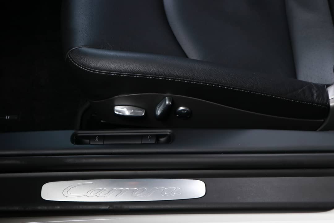2012 Porsche 911 Carrera — photo 23