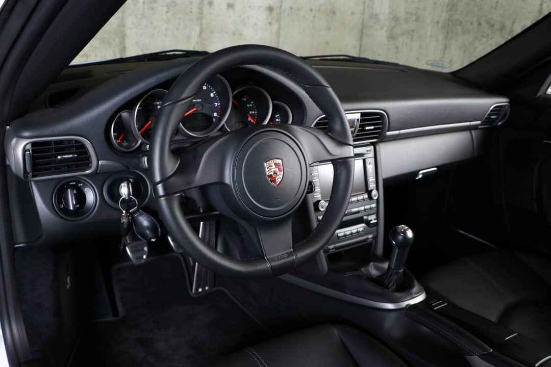 2012 Porsche 911 Carrera — photo 24