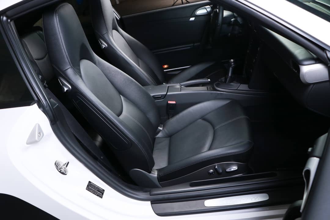 2012 Porsche 911 Carrera — photo 32