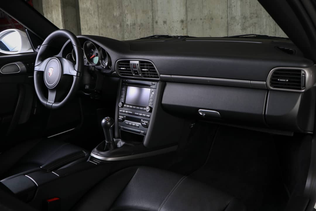 2012 Porsche 911 Carrera — photo 33