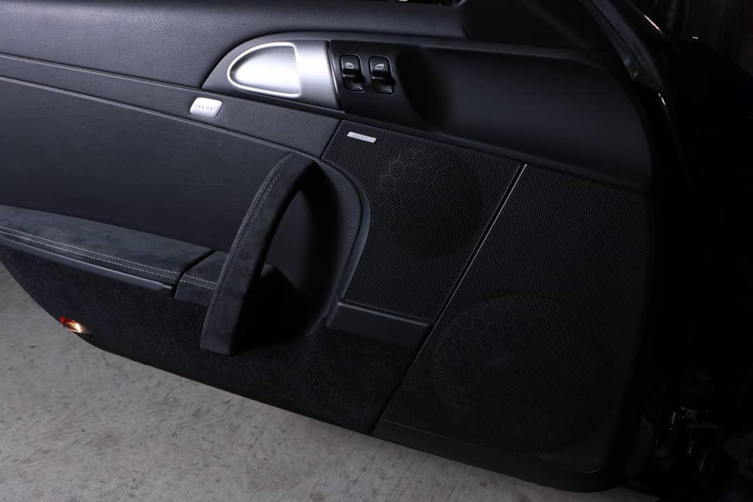 2012 Porsche 911 Carrera 4 GTS — photo 27