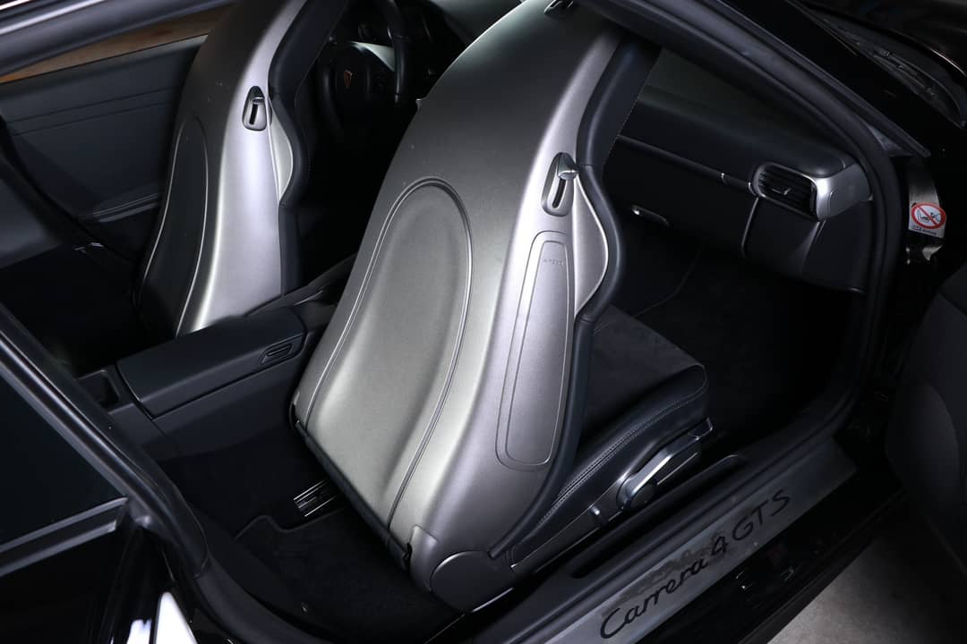 2012 Porsche 911 Carrera 4 GTS — photo 33