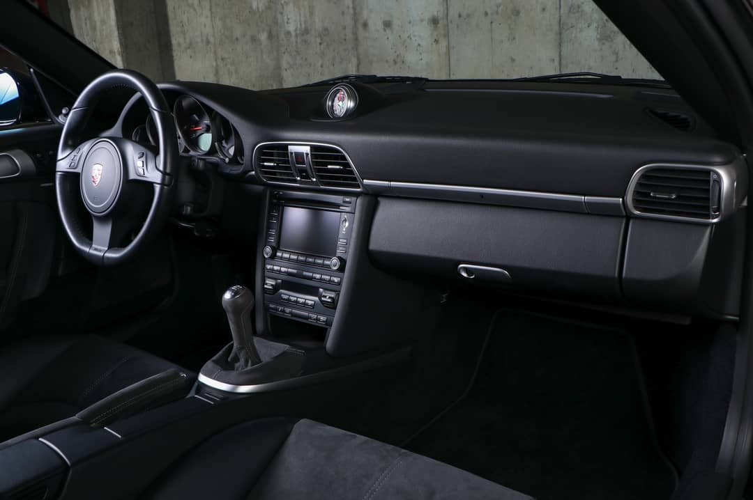 2012 Porsche 911 Carrera 4 GTS — photo 36