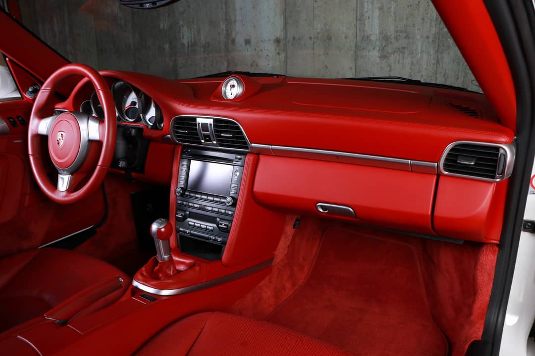 2009 Porsche 911 Turbo — photo 36