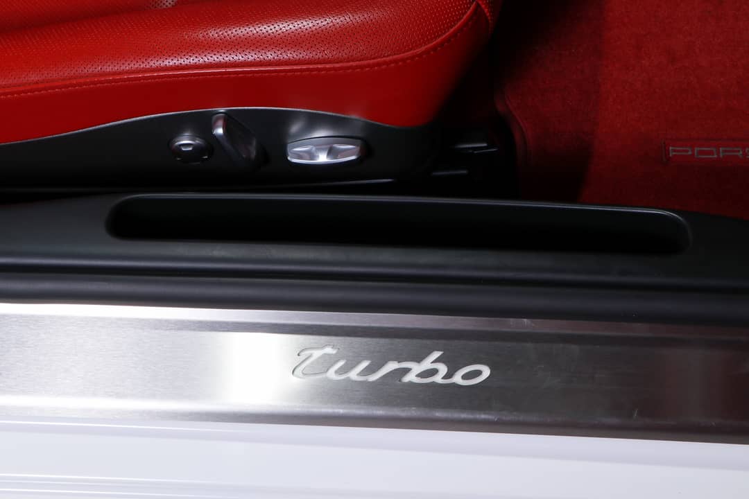 2009 Porsche 911 Turbo — photo 40