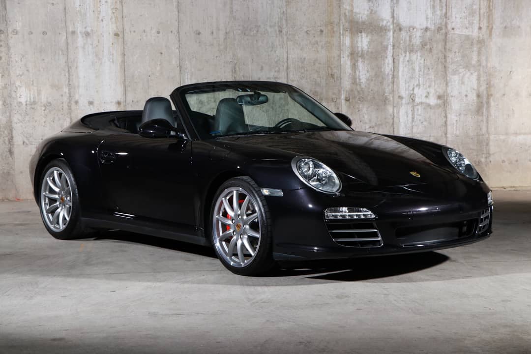 2011 Porsche 911 Carrera 4S — photo 2