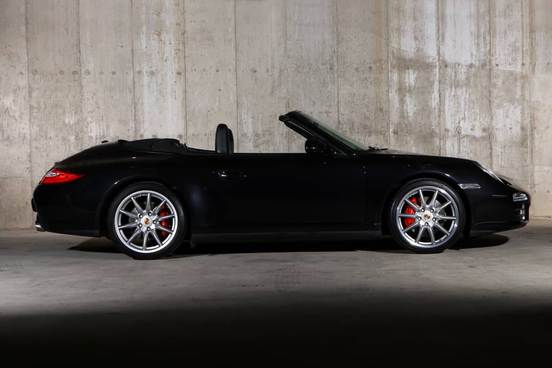 2011 Porsche 911 Carrera 4S — photo 12