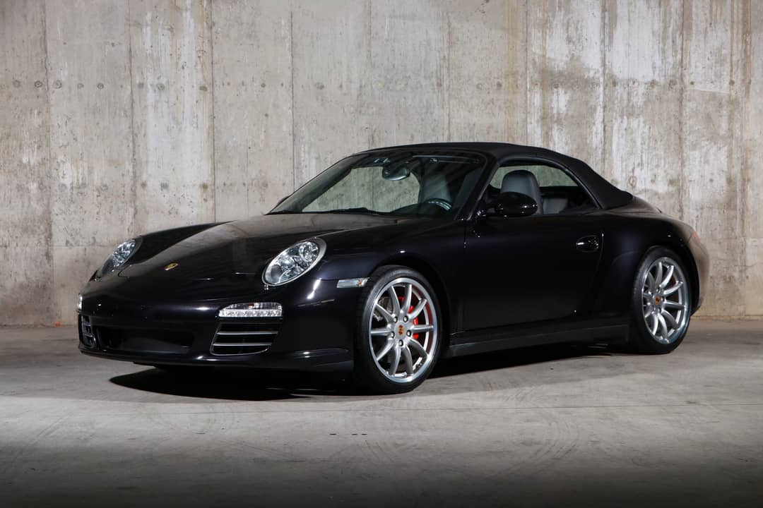 2011 Porsche 911 Carrera 4S — photo 19