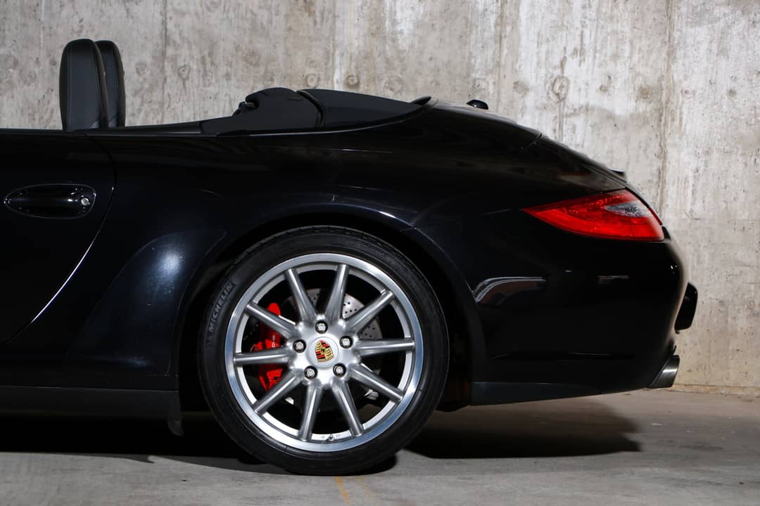 2011 Porsche 911 Carrera 4S — photo 20
