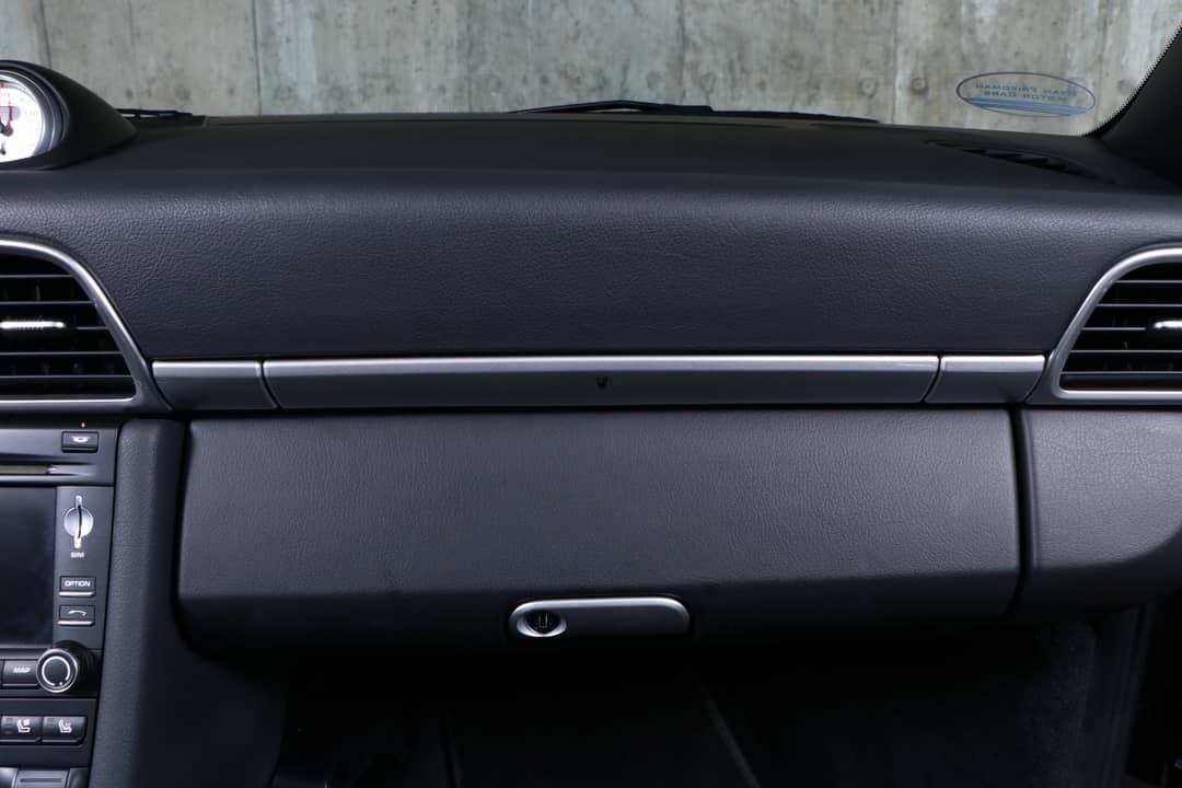 2011 Porsche 911 Carrera 4S — photo 36