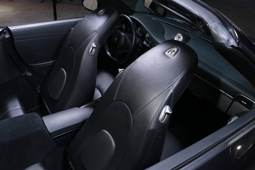 2011 Porsche 911 Carrera 4S — photo 40