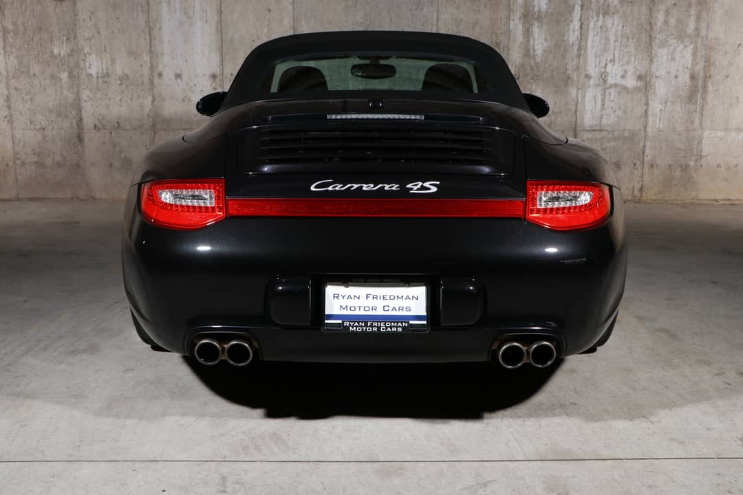 2011 Porsche 911 Carrera 4S — photo 7
