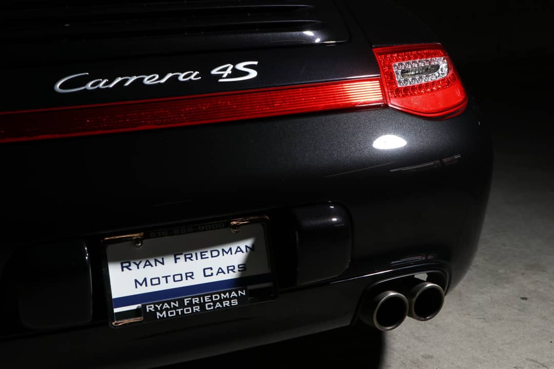 2011 Porsche 911 Carrera 4S — photo 8