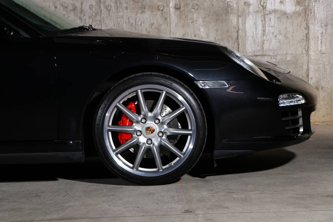 2011 Porsche 911 Carrera 4S — photo 10