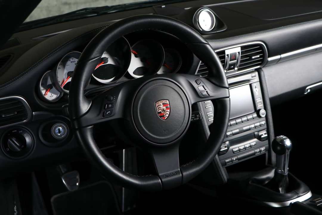 2012 Porsche 911 Turbo — photo 20