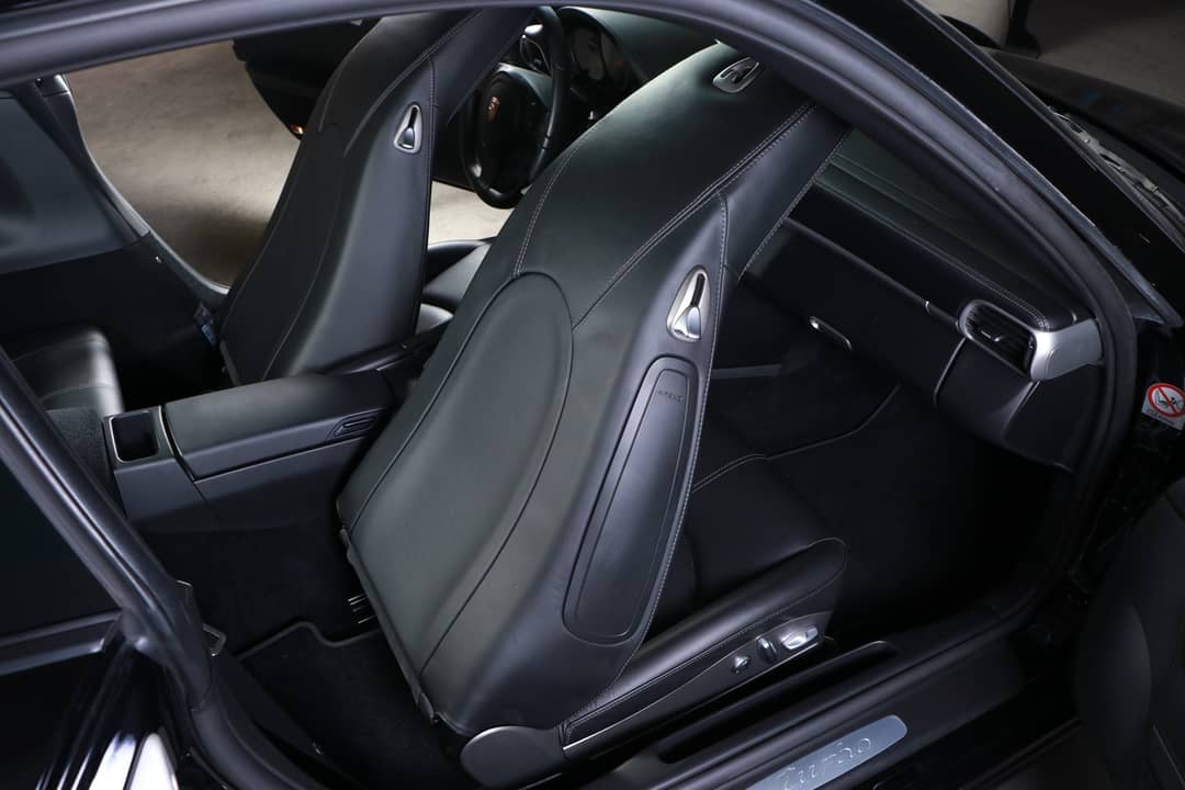 2012 Porsche 911 Turbo — photo 31