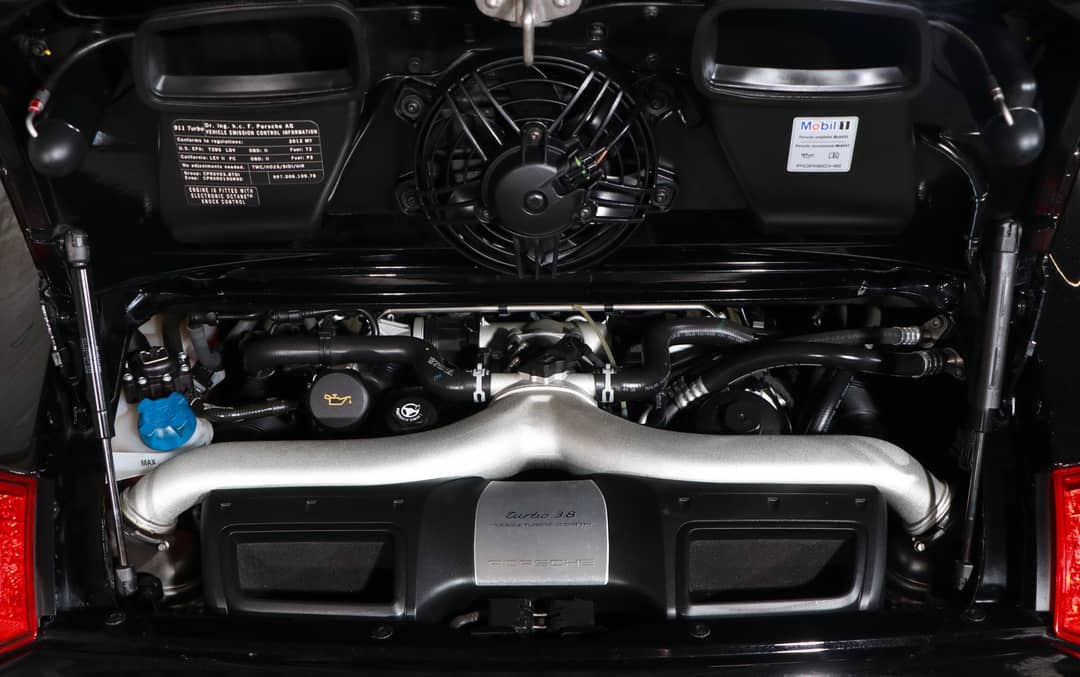 2012 Porsche 911 Turbo — photo 36