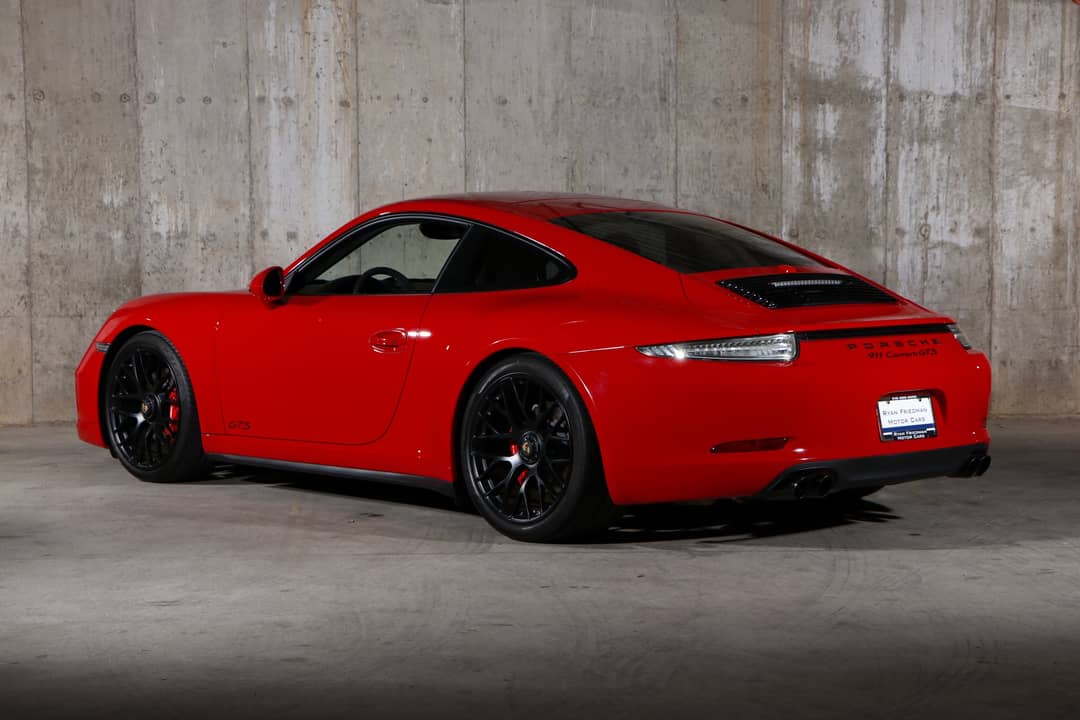 2016 Porsche 911 Carrera GTS — photo 2