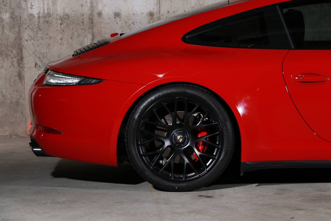 2016 Porsche 911 Carrera GTS — photo 13