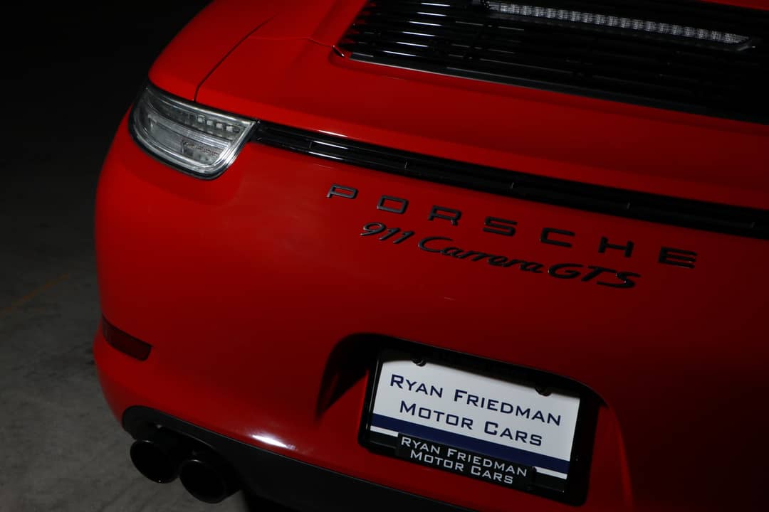 2016 Porsche 911 Carrera GTS — photo 15