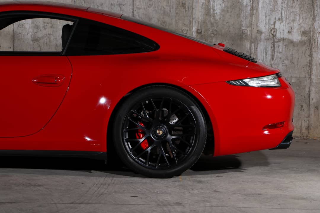 2016 Porsche 911 Carrera GTS — photo 19