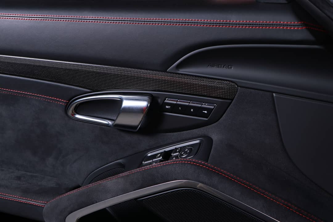 2016 Porsche 911 Carrera GTS — photo 28