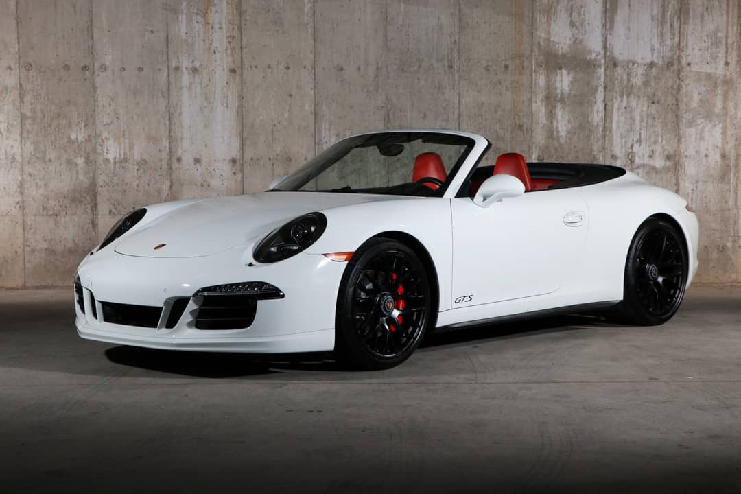 2015 Porsche 911 Carrera GTS — photo 2