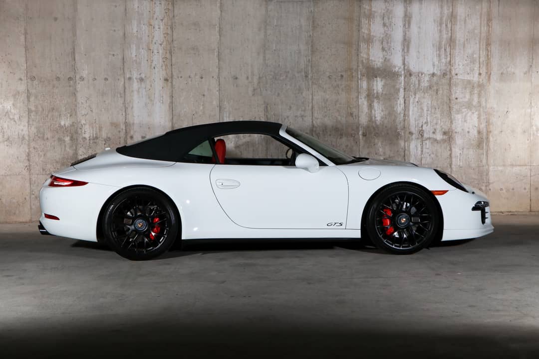 2015 Porsche 911 Carrera GTS — photo 17