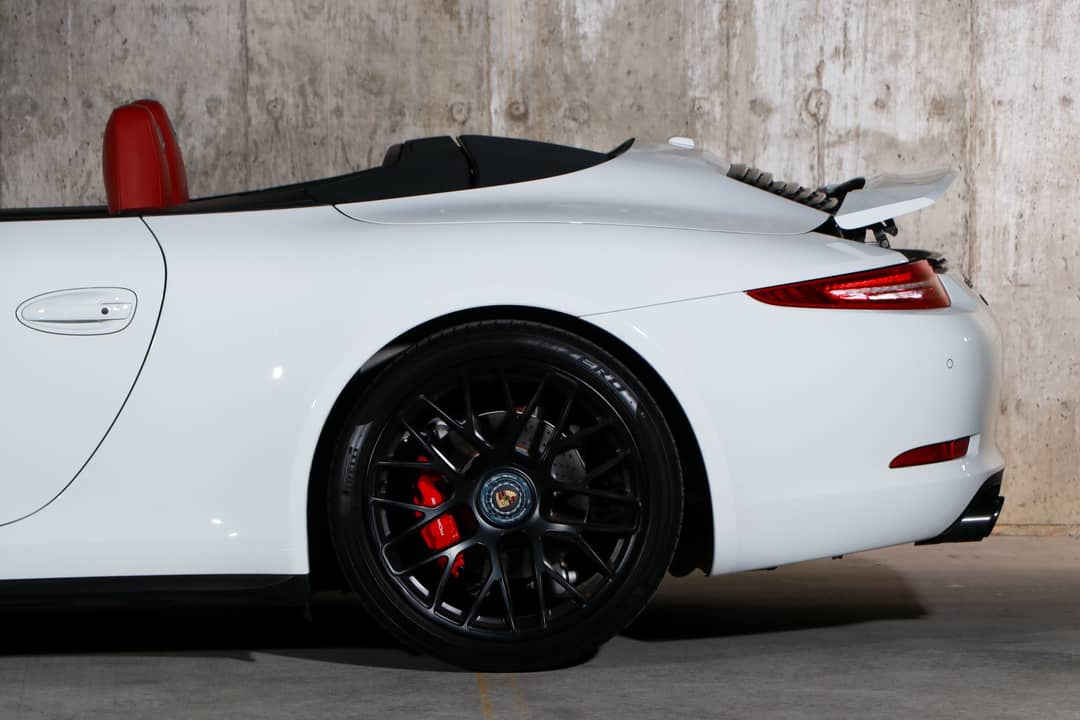 2015 Porsche 911 Carrera GTS — photo 25
