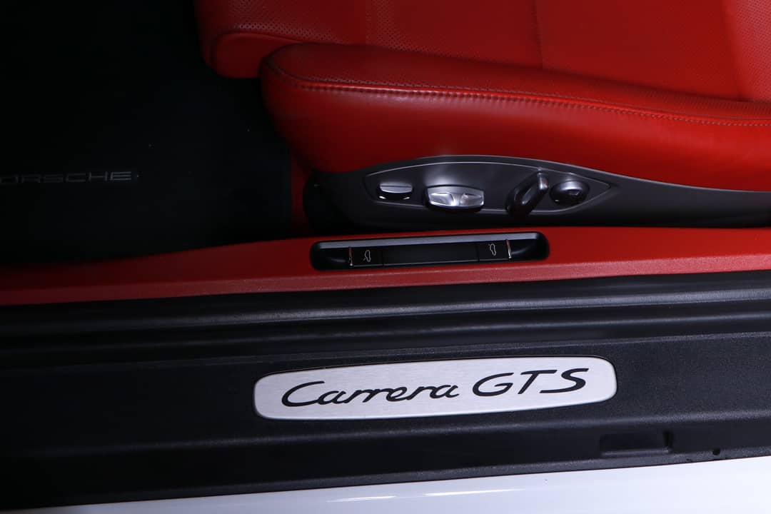 2015 Porsche 911 Carrera GTS — photo 33