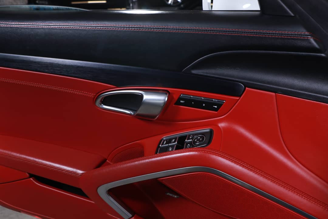 2015 Porsche 911 Carrera GTS — photo 34