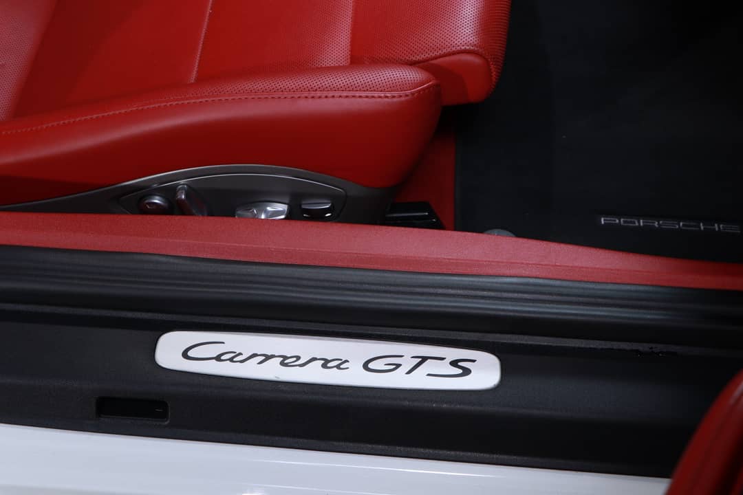 2015 Porsche 911 Carrera GTS — photo 39