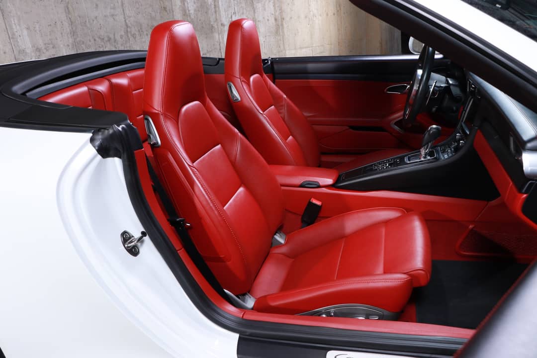 2015 Porsche 911 Carrera GTS — photo 45