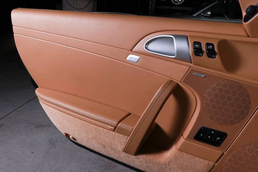 2011 Porsche 911 Carrera S — photo 25
