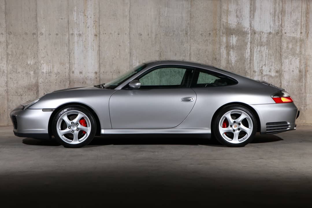2002 Porsche 911 Carrera 4S — photo 11