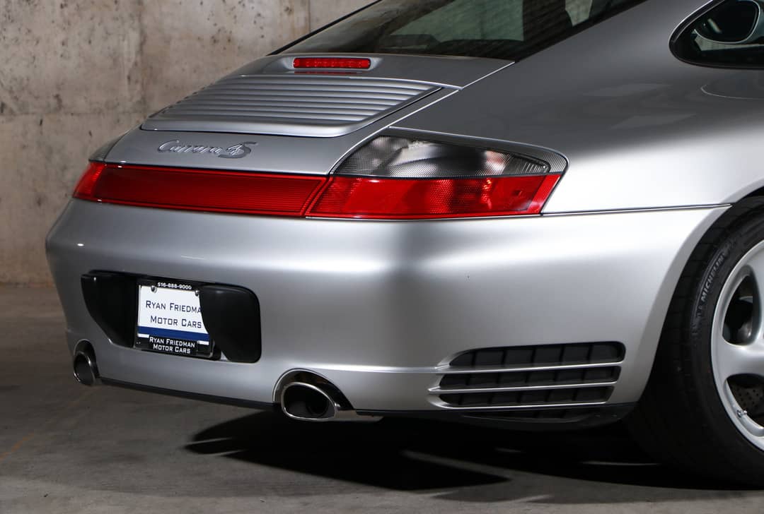 2002 Porsche 911 Carrera 4S — photo 19