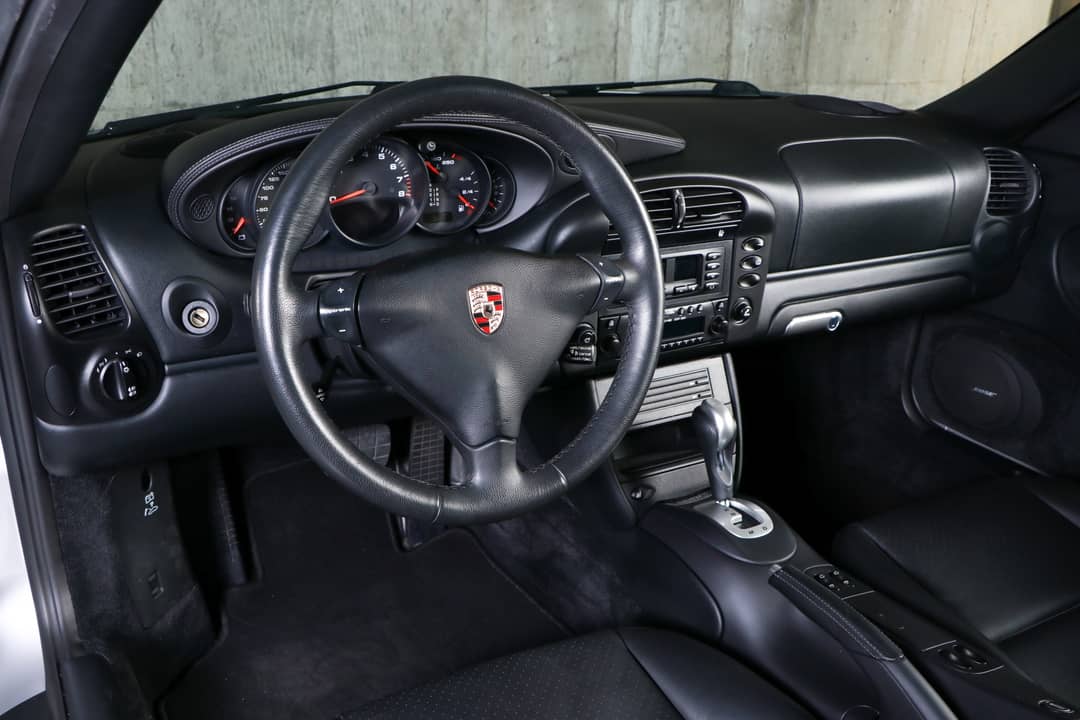 2002 Porsche 911 Carrera 4S — photo 22