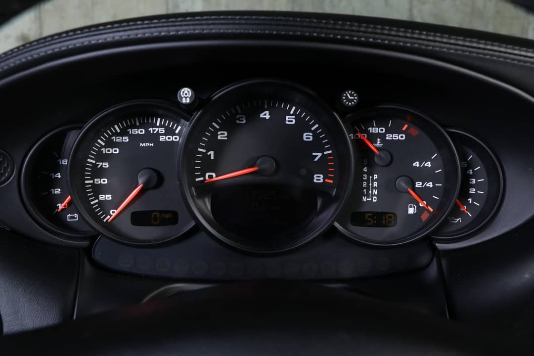 2002 Porsche 911 Carrera 4S — photo 25