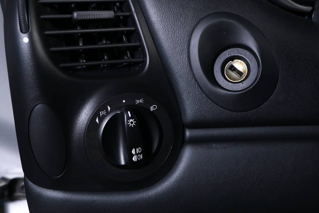 2002 Porsche 911 Carrera 4S — photo 27